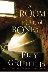 roomfullbones